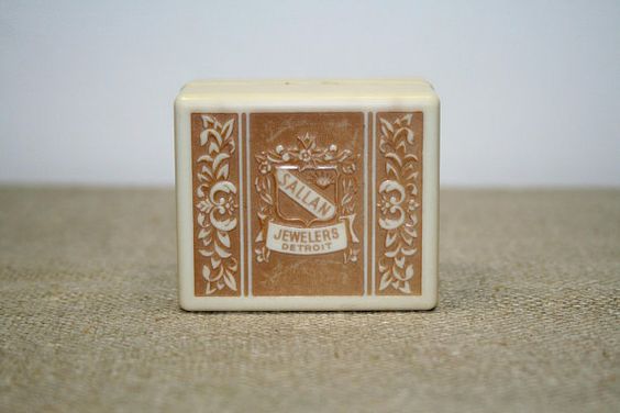 Sallan Jewelers - Old Jewelry Box From 30S